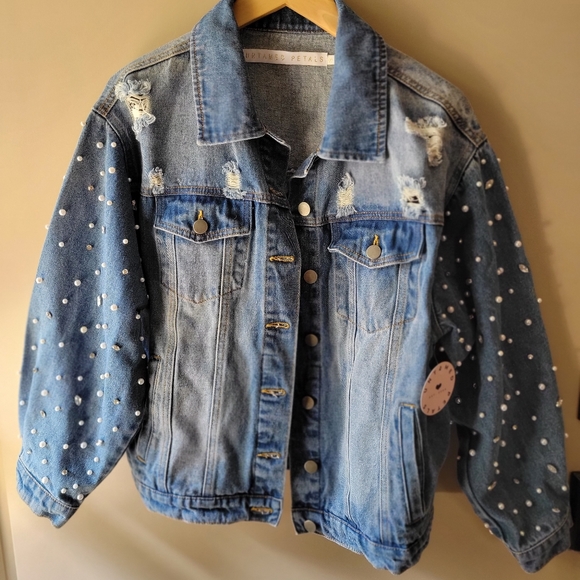 NWT Untamed Petals Denim Jacket, Size Small - Picture 4 of 11